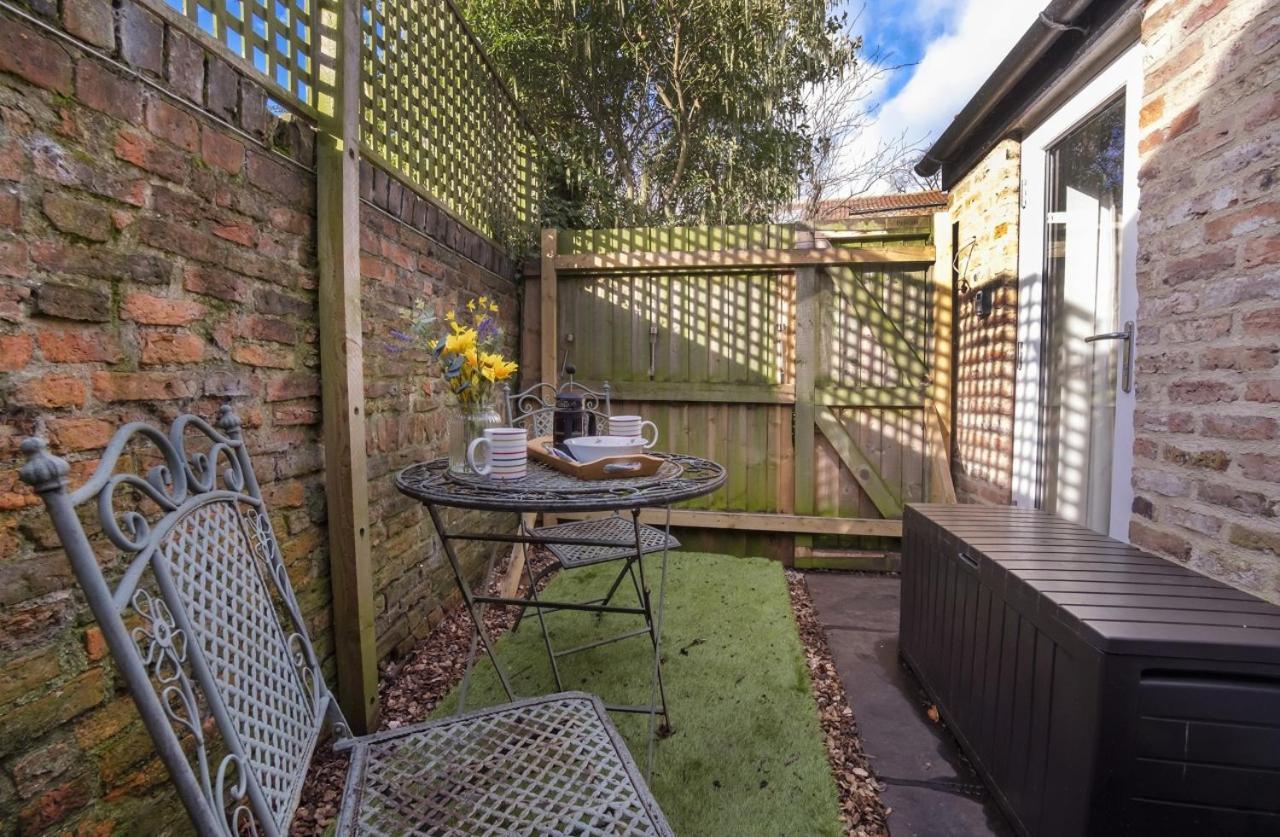 Apartmán The Beehive Studio York Exteriér fotografie
